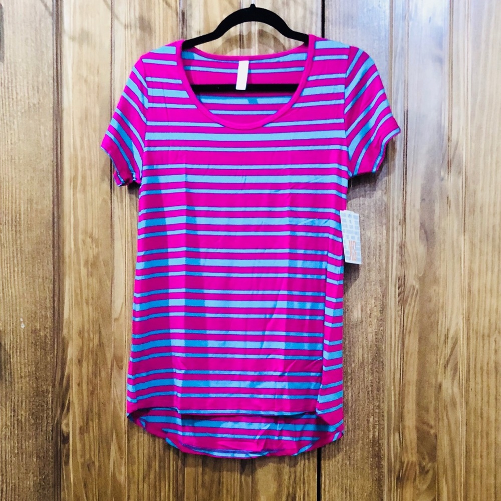 NWT XS Classic T